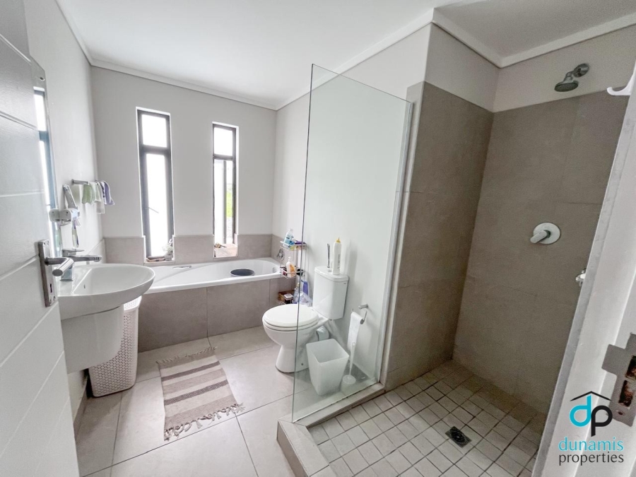 3 Bedroom Property for Sale in Nahoon Valley Park Eastern Cape
